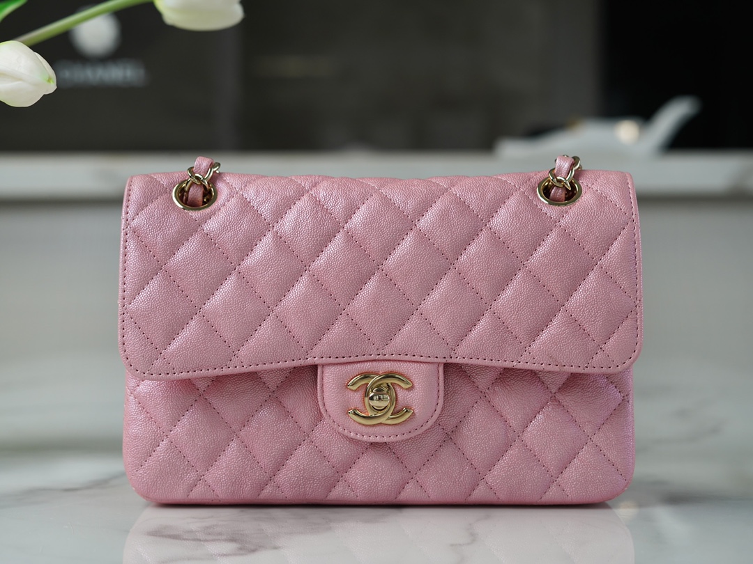 CF Classic Flap in Washed Calfskin Small Pearl Pink  