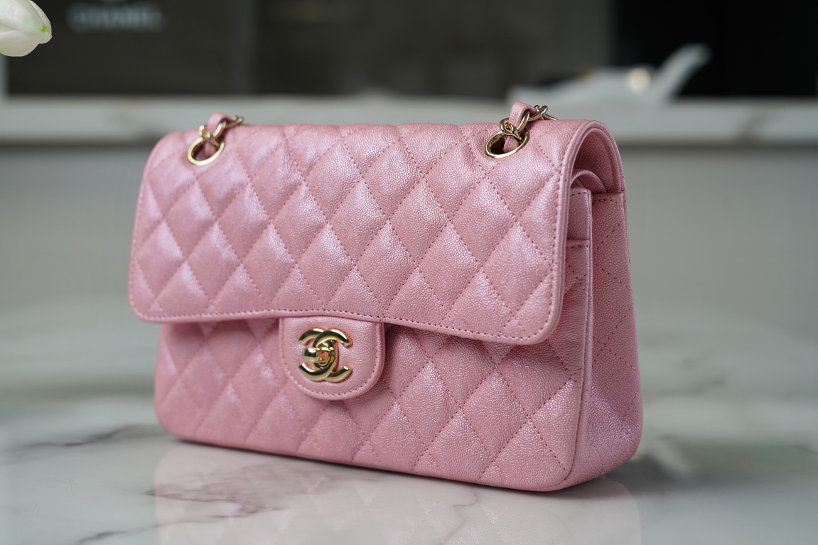 CF Classic Flap in Washed Calfskin Small Pearl Pink  