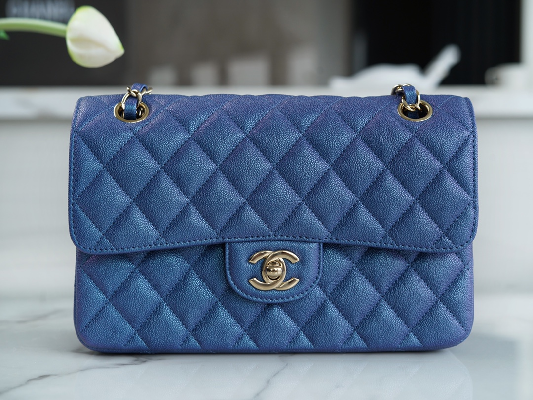 CF Classic Flap in Washed Calfskin Small Pearl Blue  