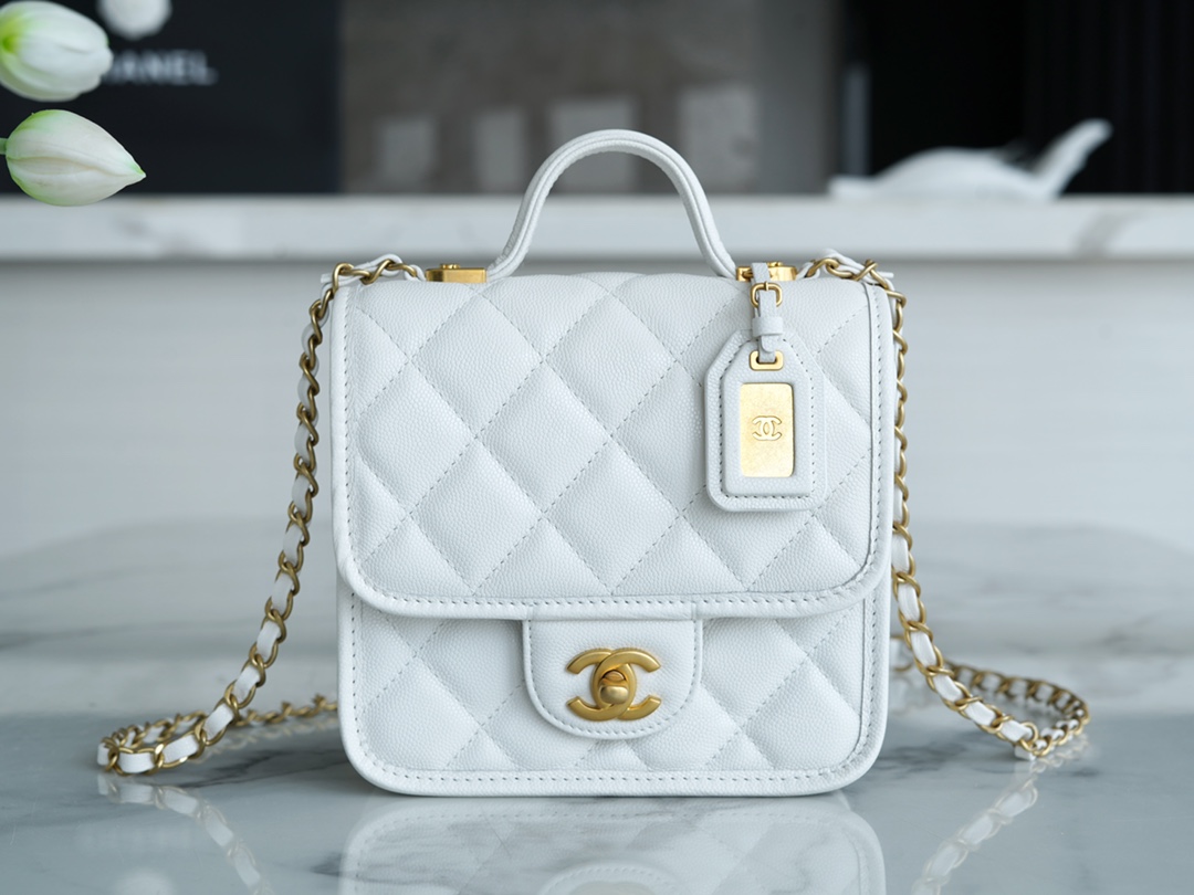 Chanel 22K Postman Tofu Bag White Fine Grain Calfskin  