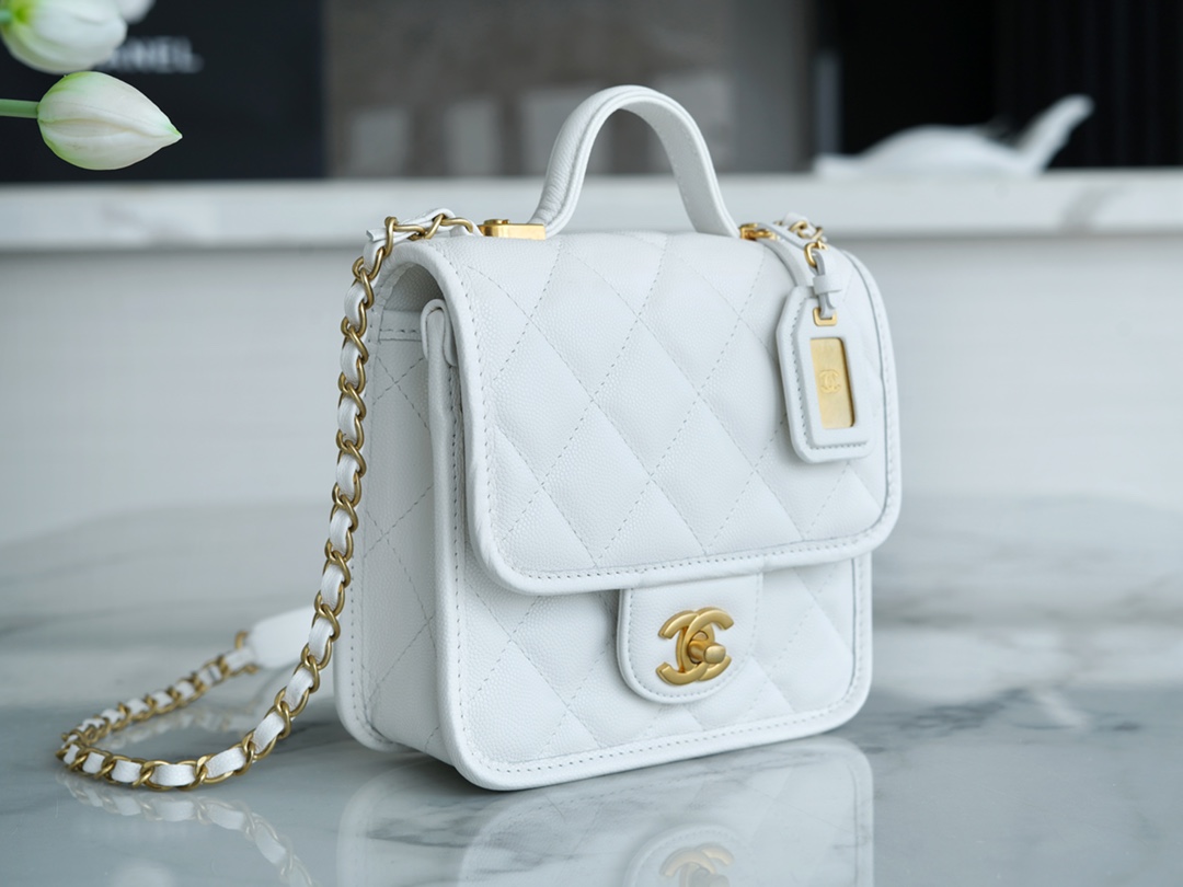 Chanel 22K Postman Tofu Bag White Fine Grain Calfskin  