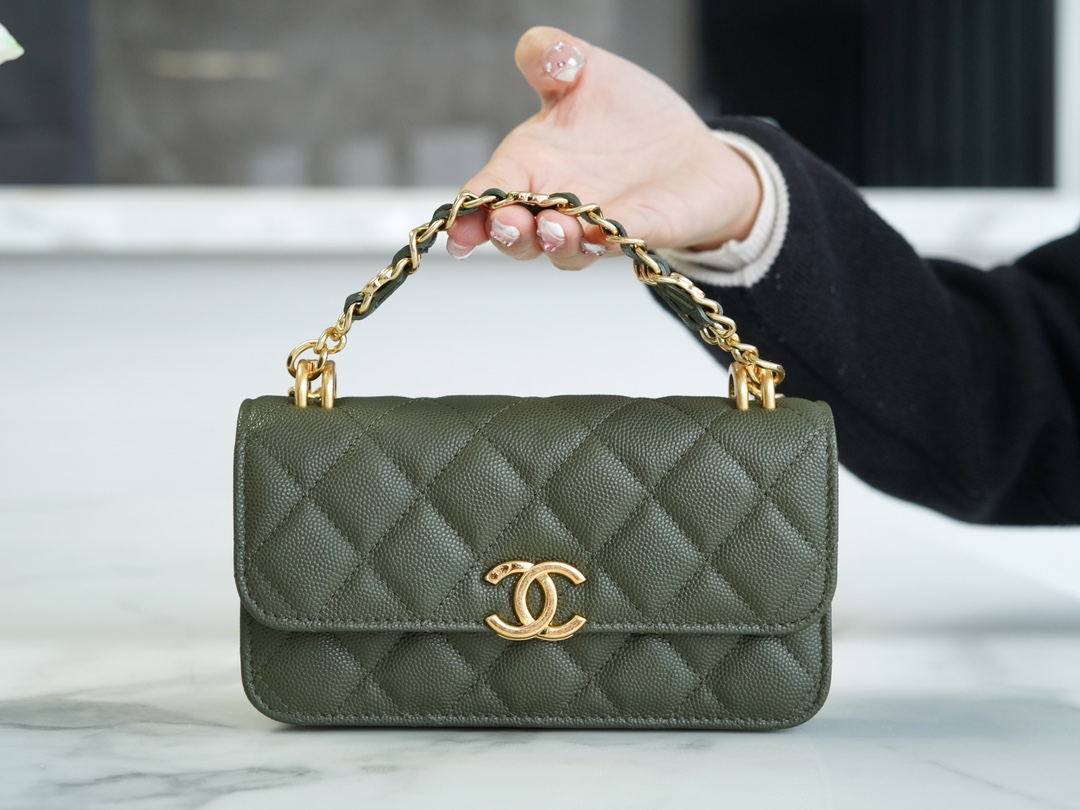 Chanel 22K Chain Mini Phone Bag Cuban Green Lizard-Print Calfskin  