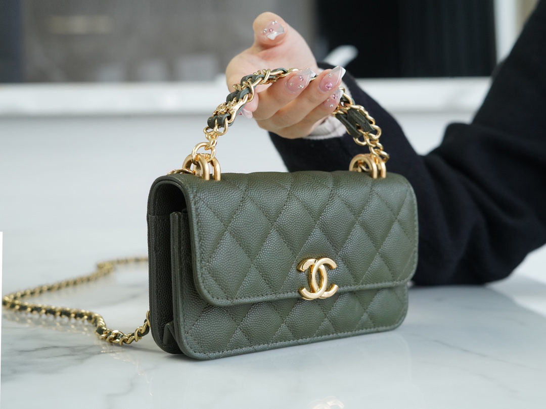 Chanel 22K Chain Mini Phone Bag Cuban Green Lizard-Print Calfskin  