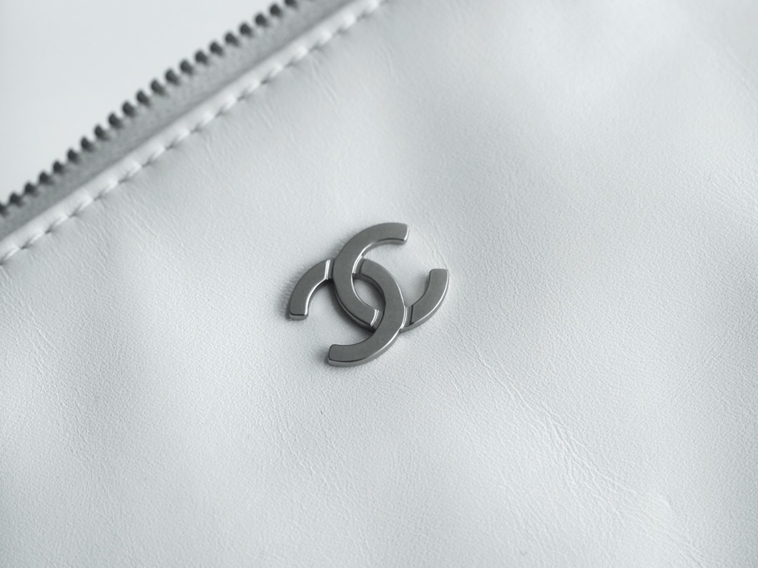 Chanel 22P 22 Bag White and Silver with Black Line  