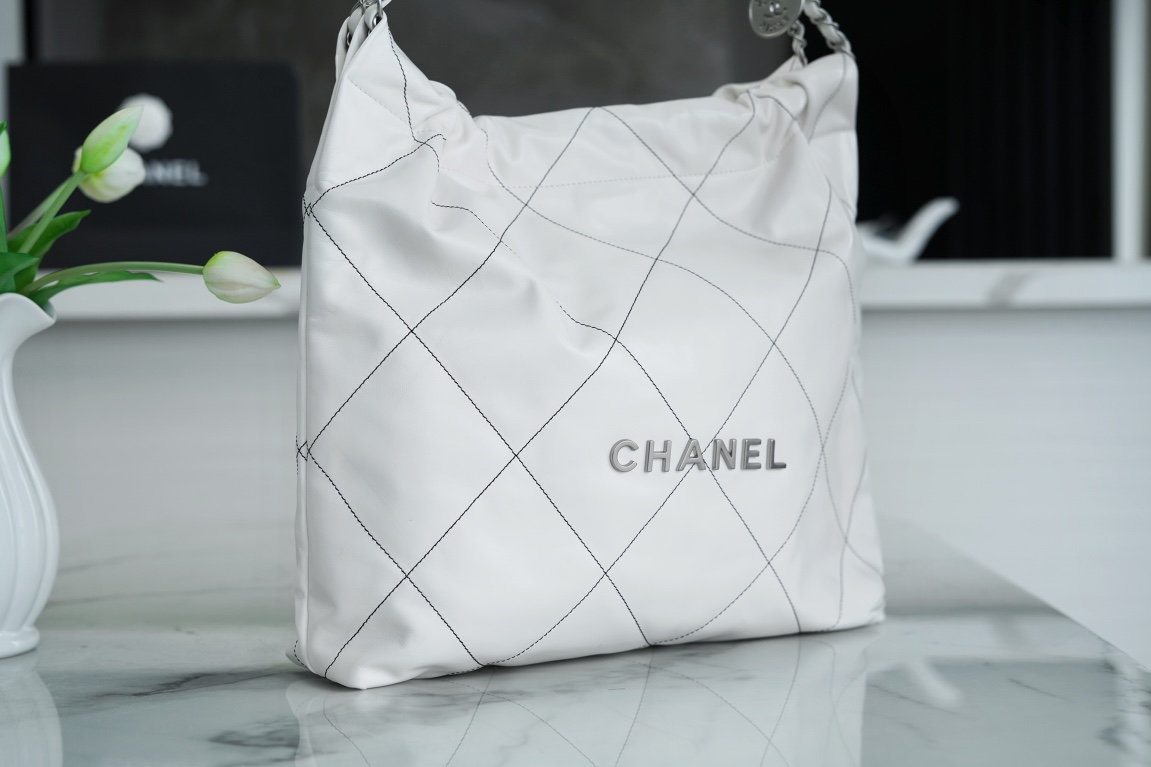 Chanel 22P 22 Bag Medium White and Silver with Black Line  