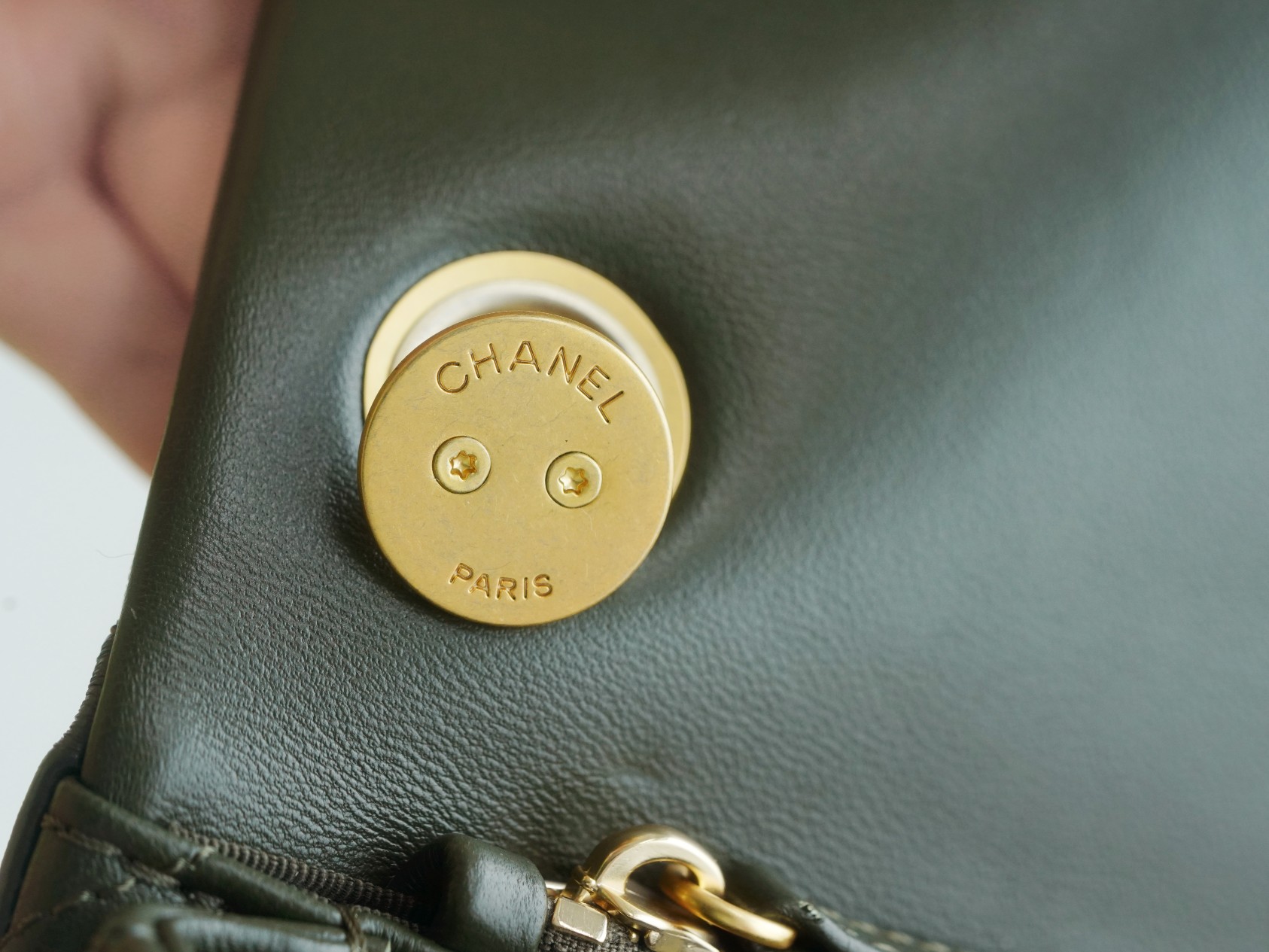 Chanel 22K Adjustment Flap Bag Small Green  