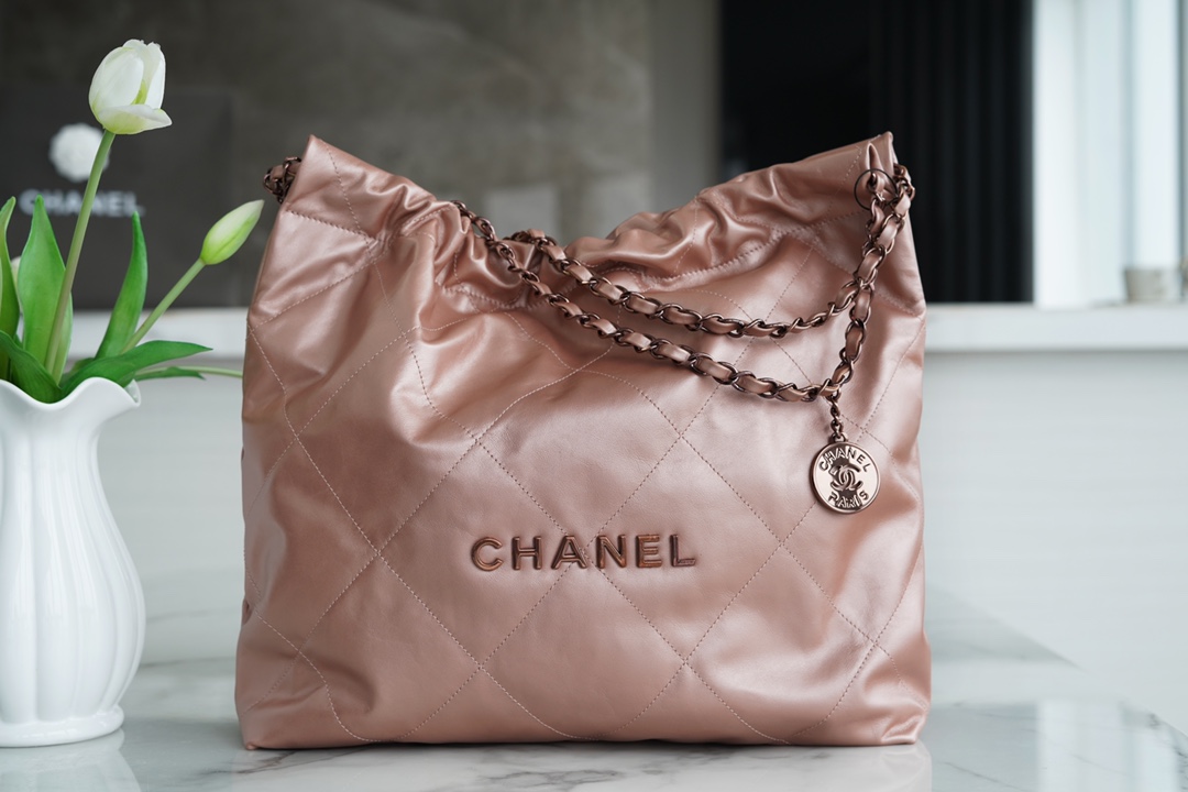 Chanel 22P 22 Bag Medium Rose Gold  