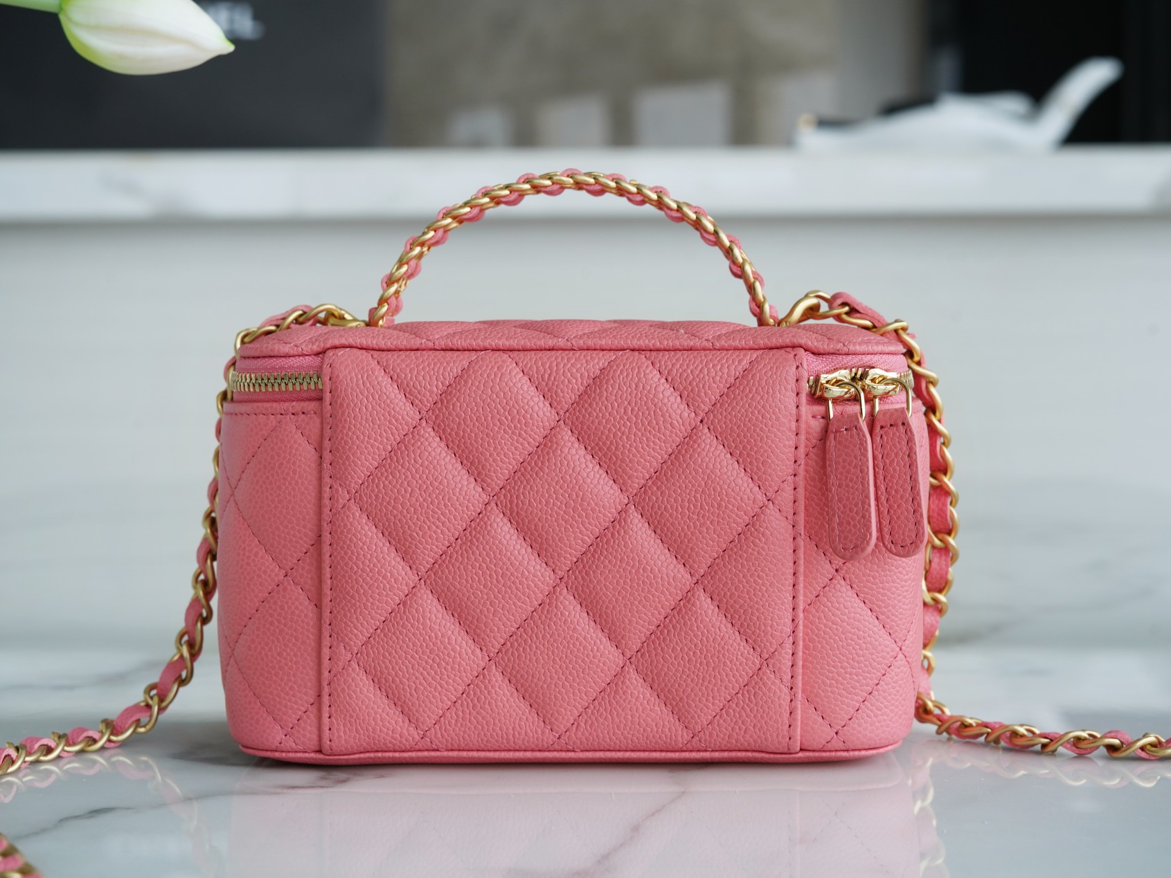 Chanel 22S Cut-Out Handle Long Box Coral Pink  