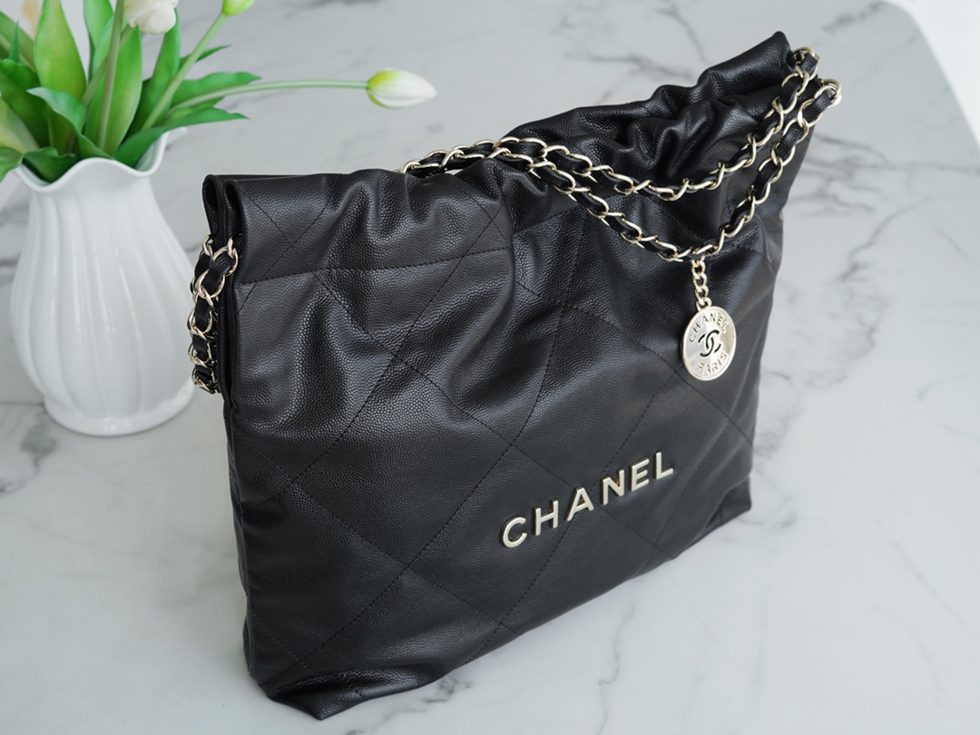 Chanel 22P 22 Bag Black and Gold Caviar Calfskin  