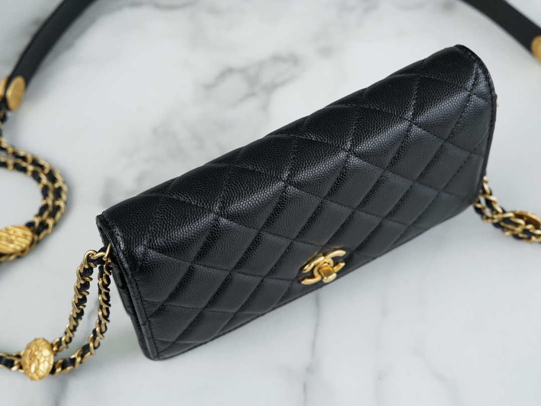 Chanel 22A Gold Black Lizard-Print Calfskin with Vintage Gold Clasp  