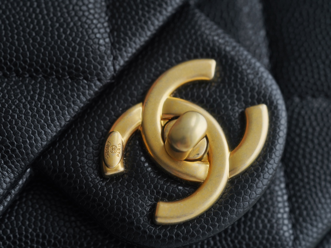 Chanel 22A Gold Flap Bag Square Lizard-Print Calfskin with Vintage Gold Clasp  