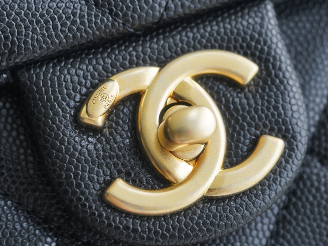 Chanel 22A Gold Flap Mini Lizard-Print Calfskin with Vintage Gold Clasp  