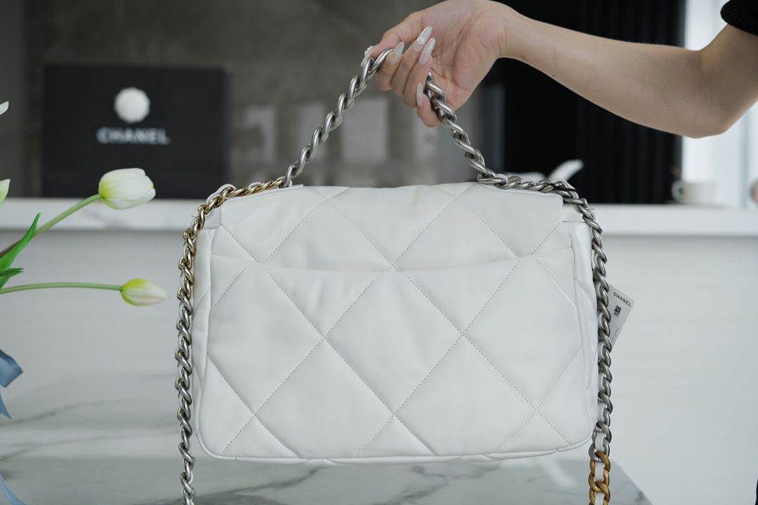 Chanel 19 BAG 22C Silver Accessories White Medium  