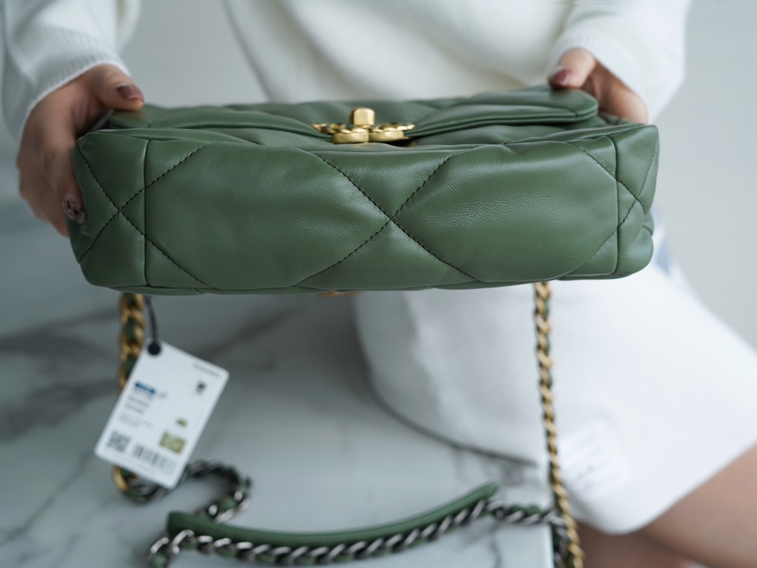 Chanel 19 Bag 2021 Matcha Green Small Lambskin  