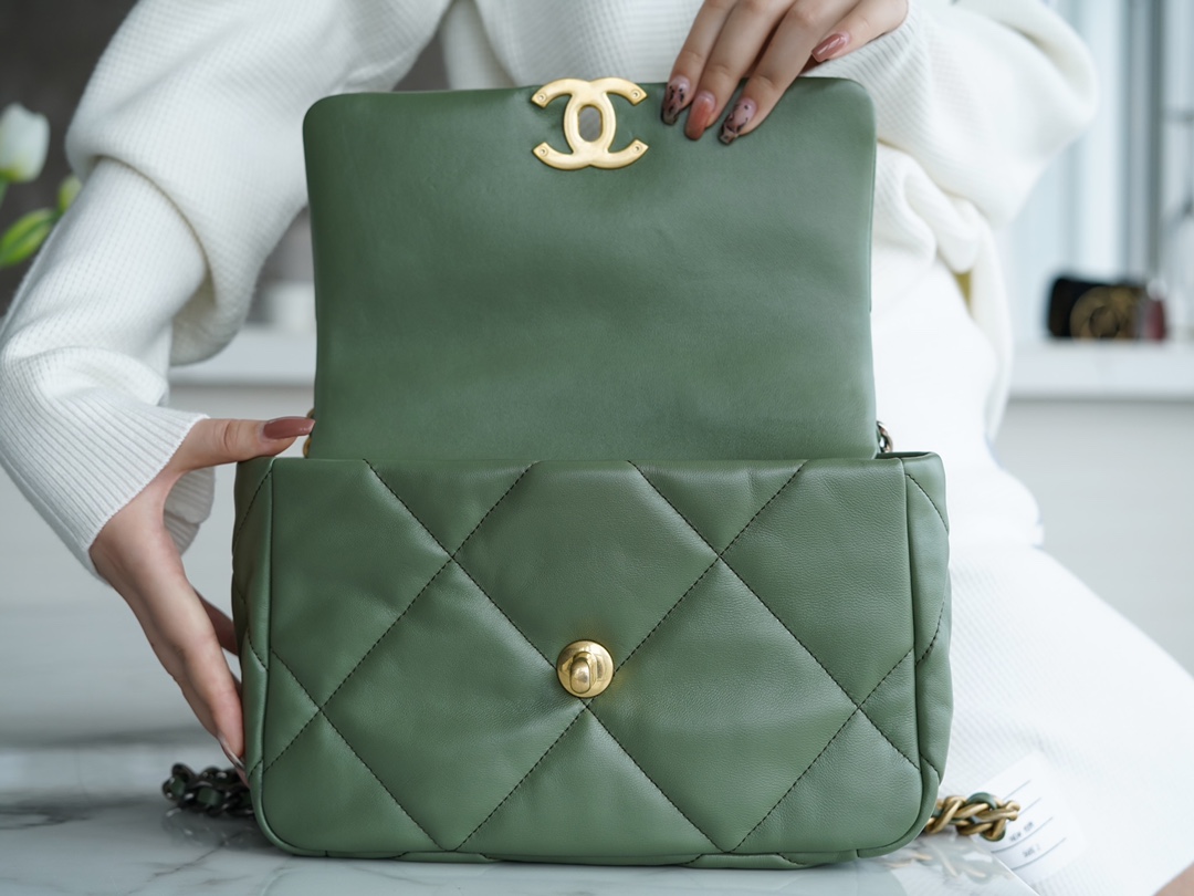 Chanel 19 Bag 2021 Matcha Green Small Lambskin  