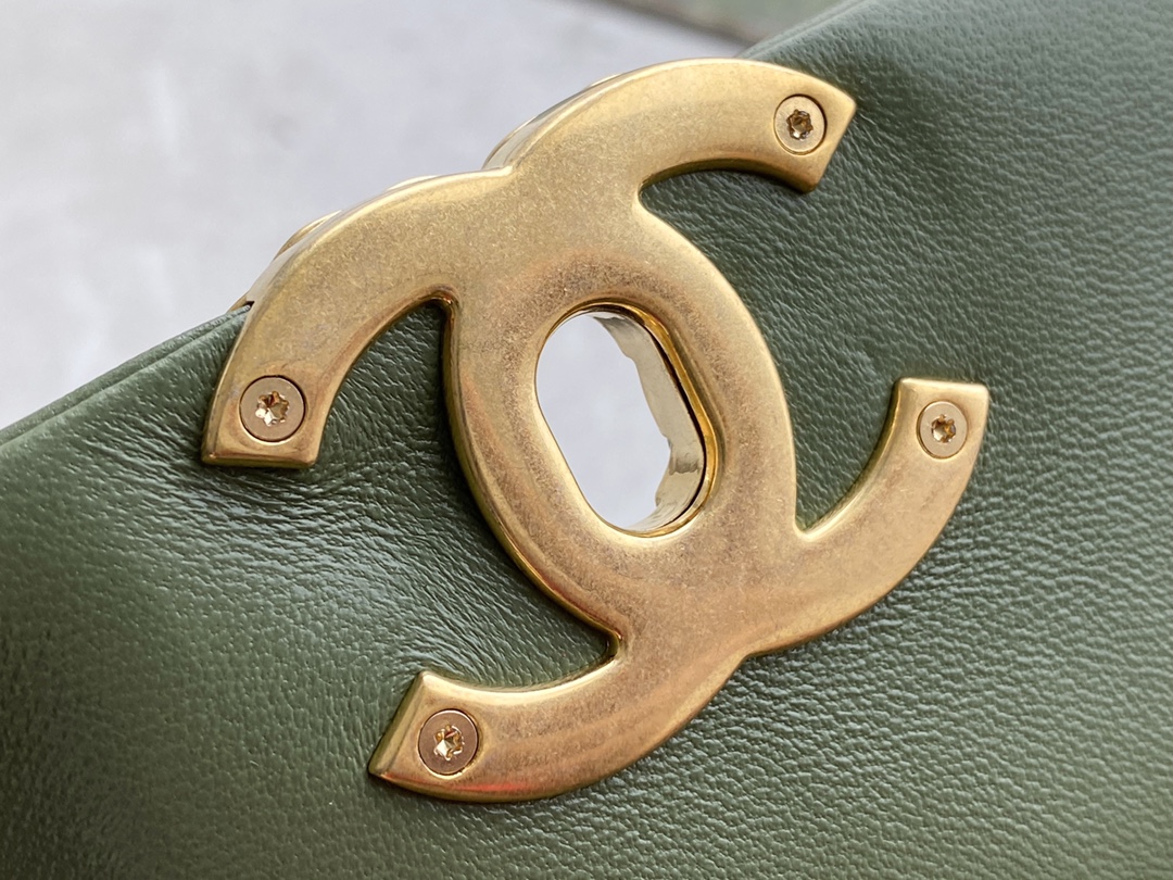 Chanel 19 Bag 2021 Matcha Green Small Lambskin  