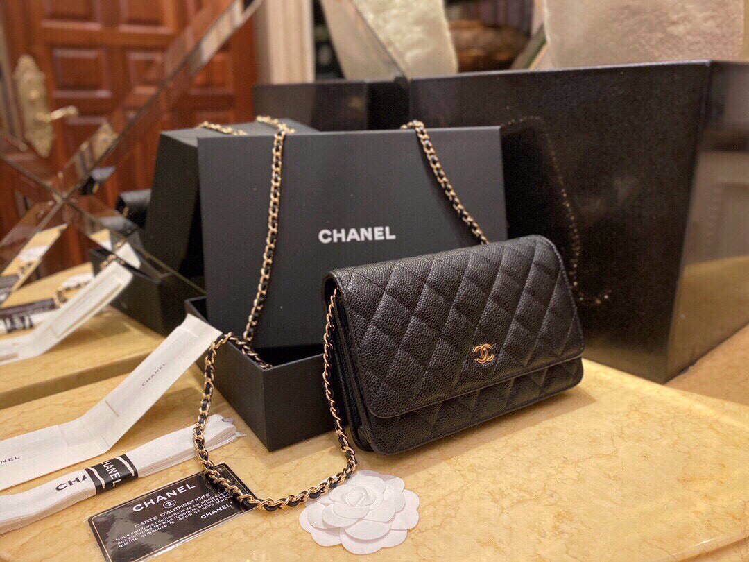 Chanel Entry-Level Classic Fortune Bag Black/Gold