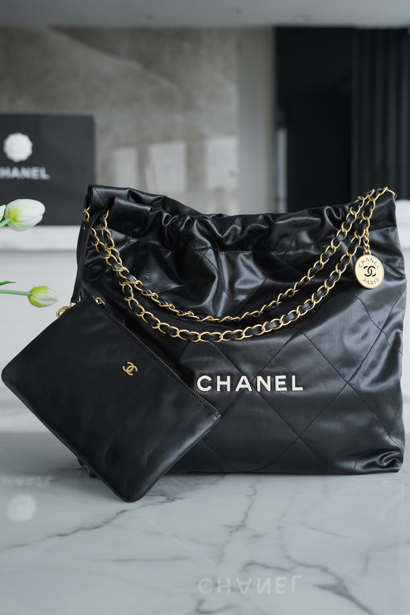 CHANEL 22P 22 Bag Medium Black/White Small Leather  