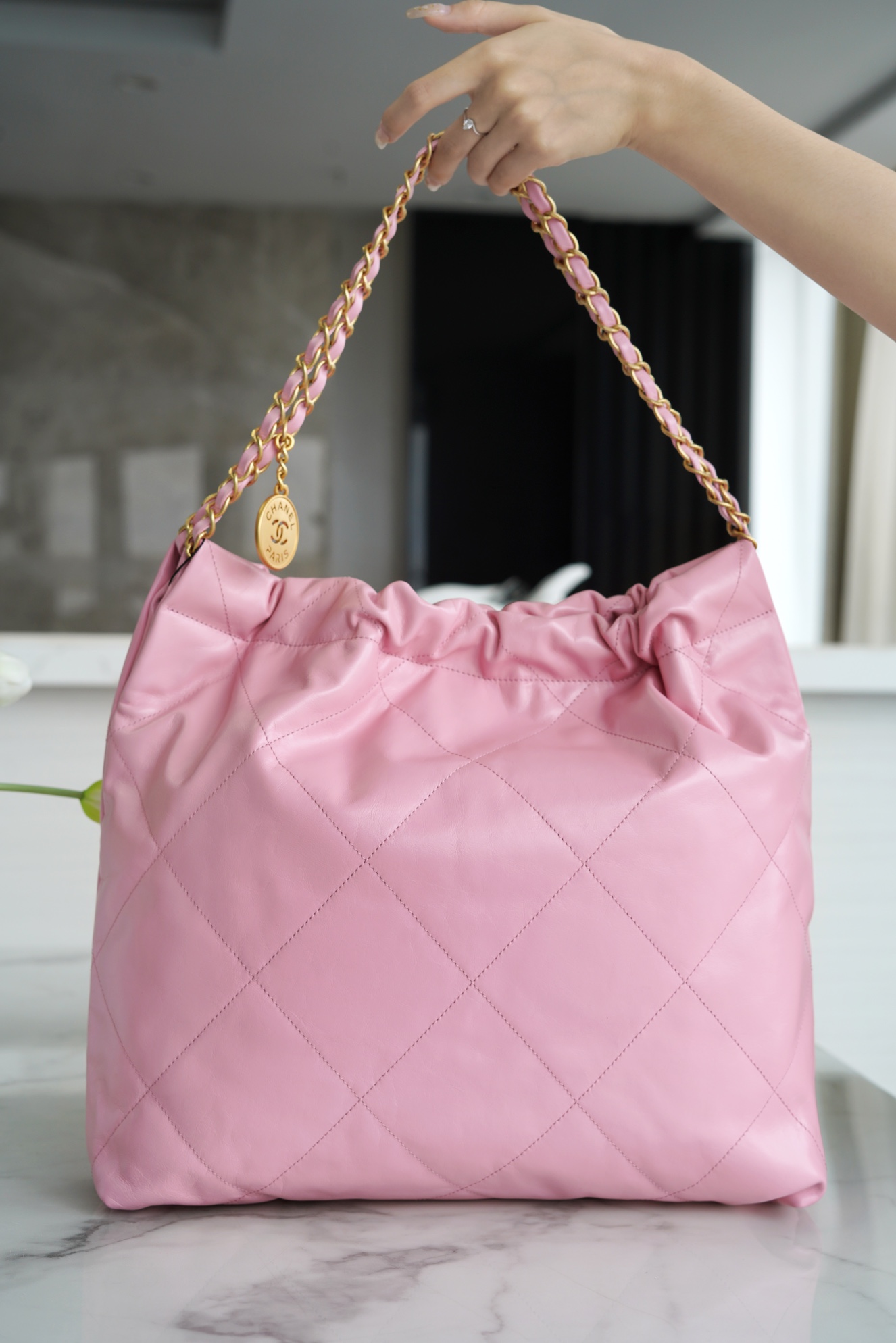 CHANEL 22P 22 Bag Medium Sakura Pink  