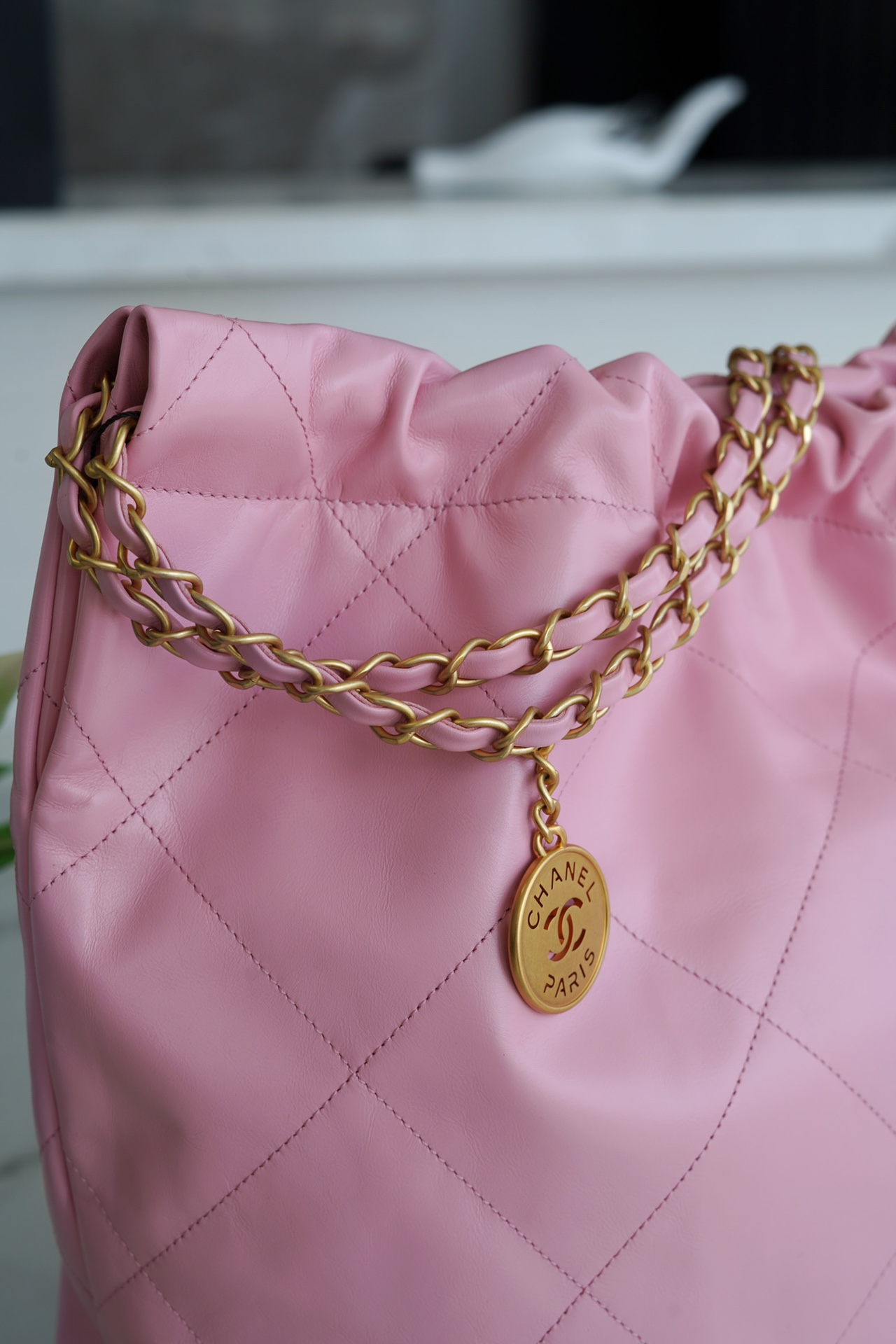 CHANEL 22P 22 Bag Large Sakura Pink  