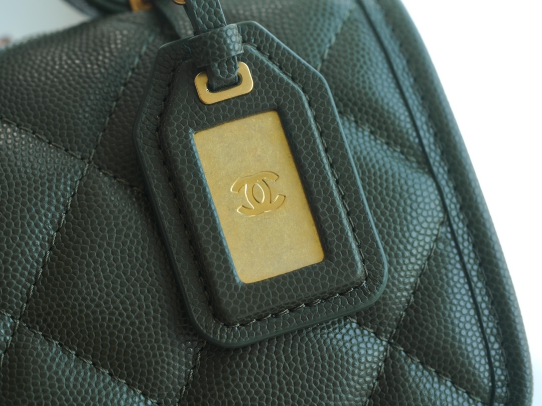 CHANEL 22K Postman Tofu Bag Olive Green Fine Grain Leather  