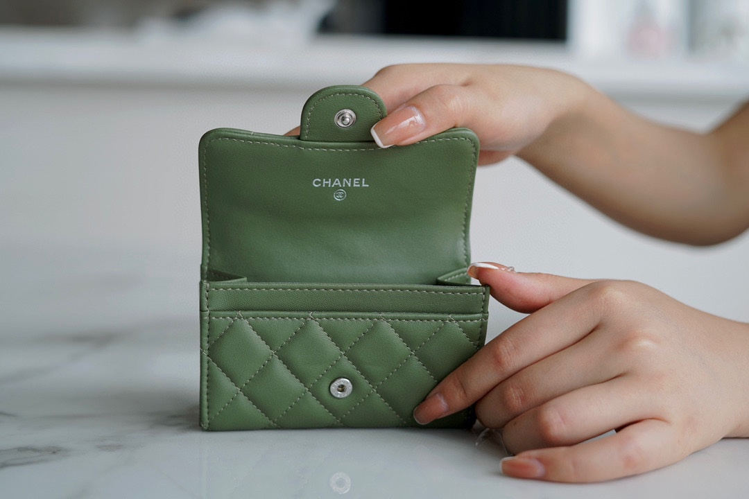 Classic Flap Card Holder Matcha Green Lambskin