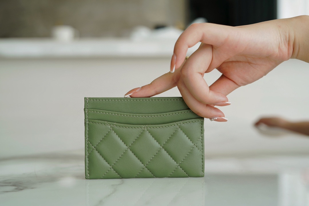 Classic Flap Card Holder Matcha Green Lambskin  