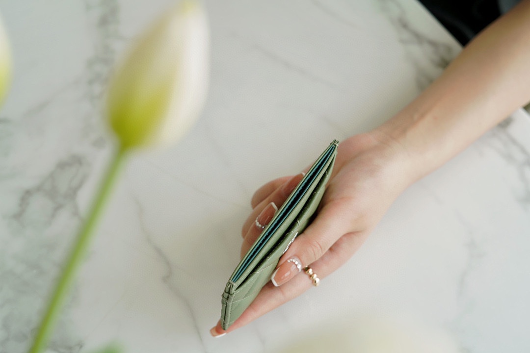 Classic Flap Card Holder Matcha Green Lambskin  