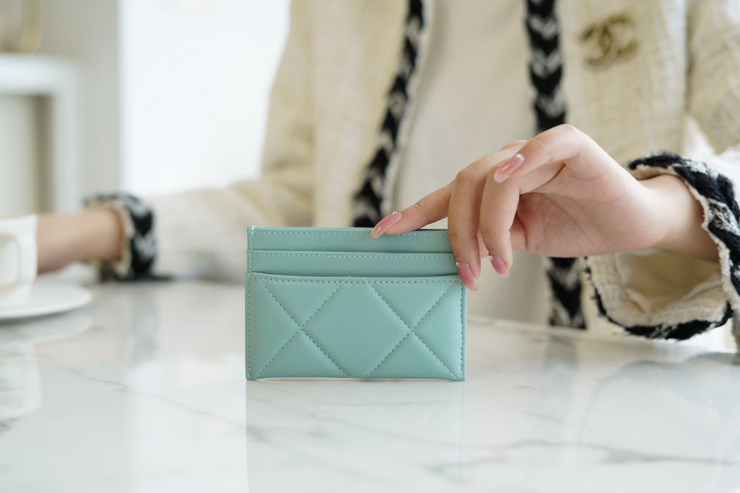 19 Series Card Holder Tiffany Blue Lambskin  