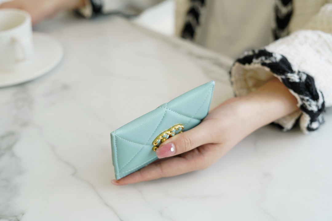 19 Series Card Holder Tiffany Blue Lambskin  