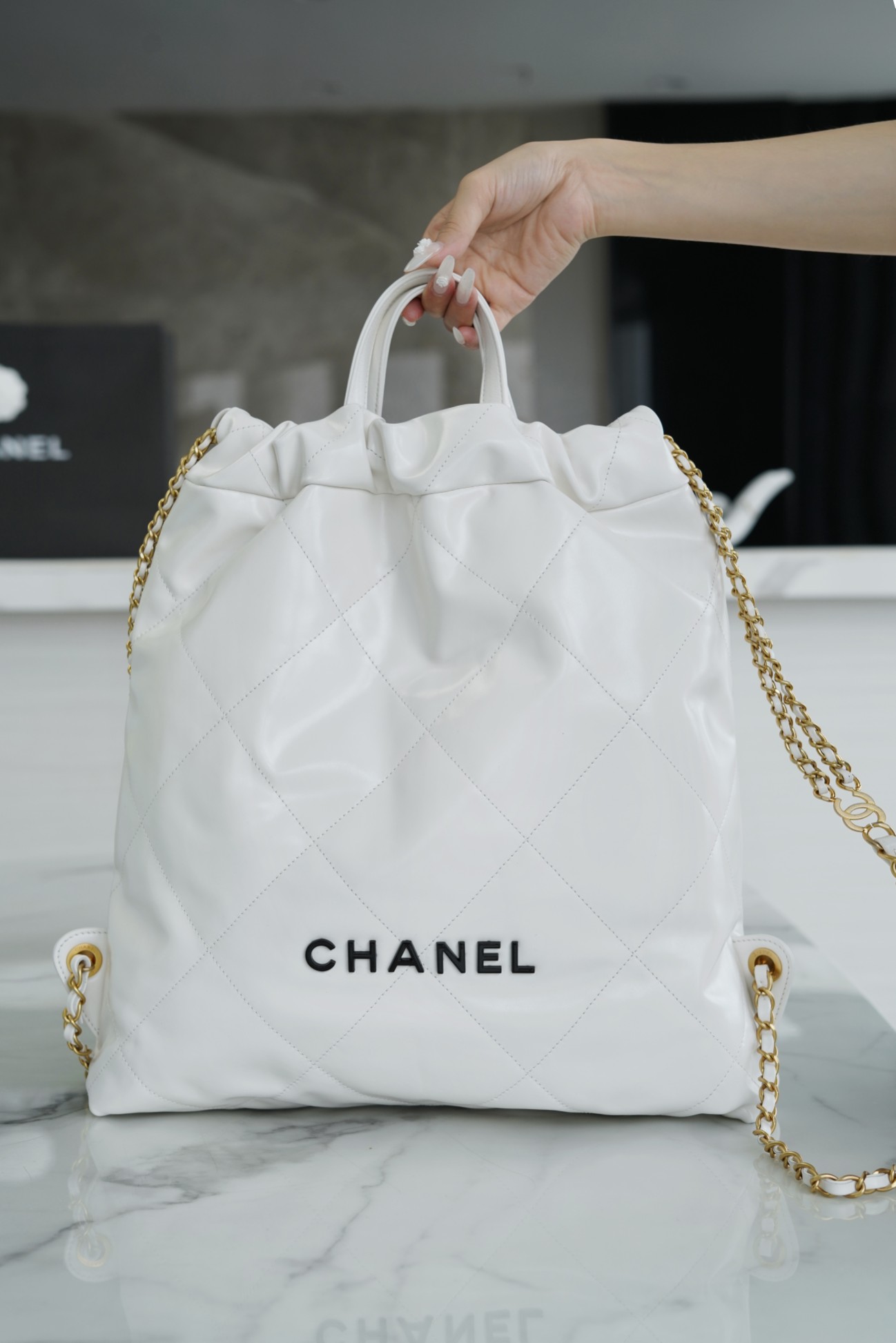 CHANEL 22P Spring/Summer New 22P Backpack Glossy Calfskin  