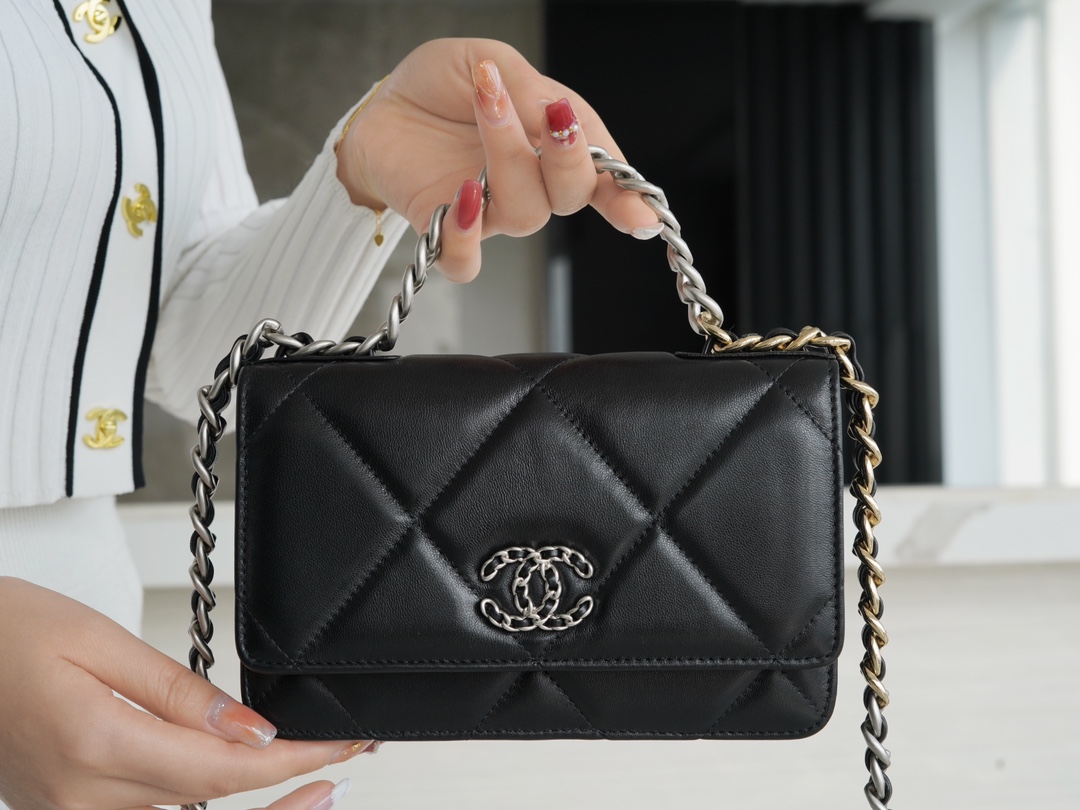 CHANEL 19 WOC 22C Black Silver Hardware  