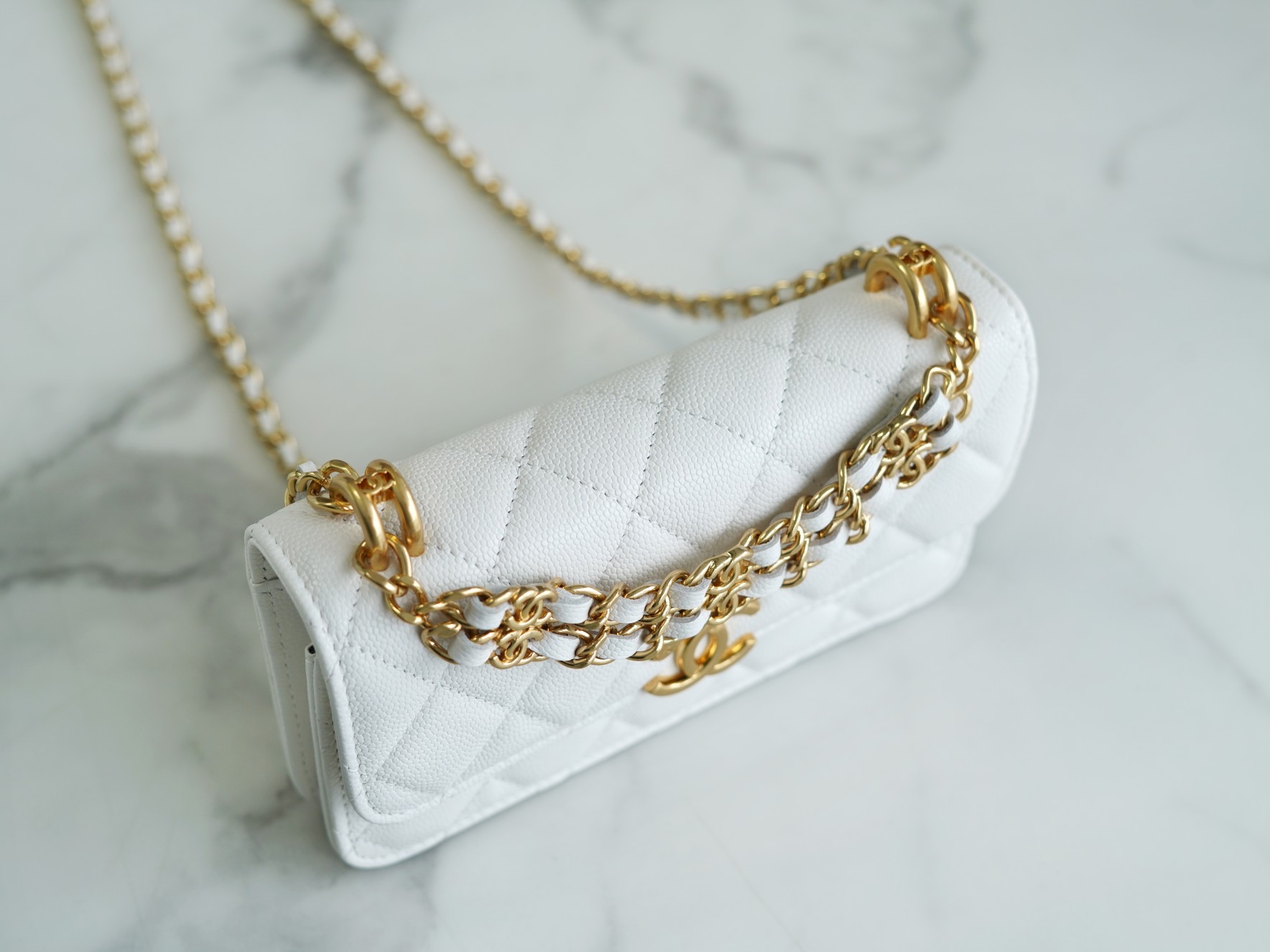 CHANEL 22K Chain Mini WOC Phone Bag White Lizard Grain Calfskin  