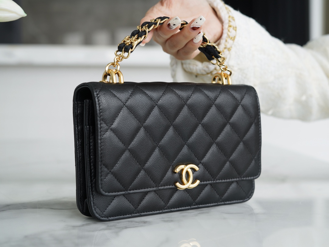 CHANEL 22K New Chain WOC Black & Gold Lizard Grain Calfskin  