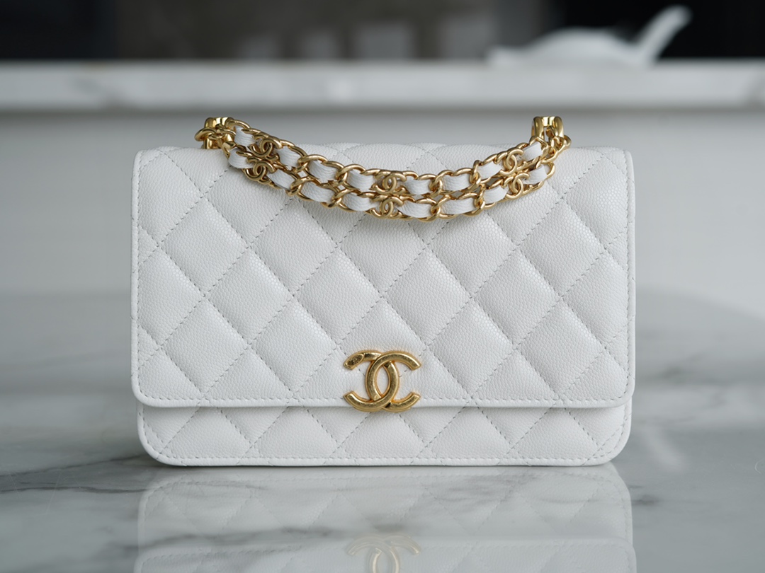 CHANEL 22K New Chain WOC White Lizard Grain Calfskin  