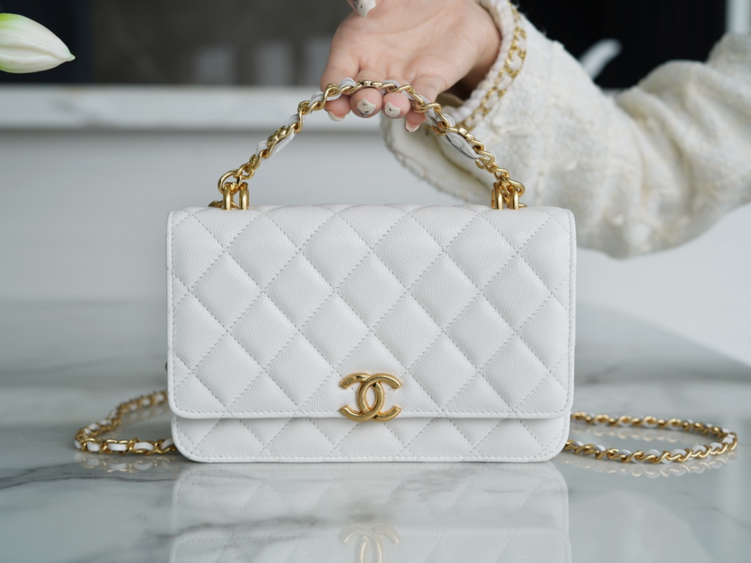 CHANEL 22K New Chain WOC White Lizard Grain Calfskin  