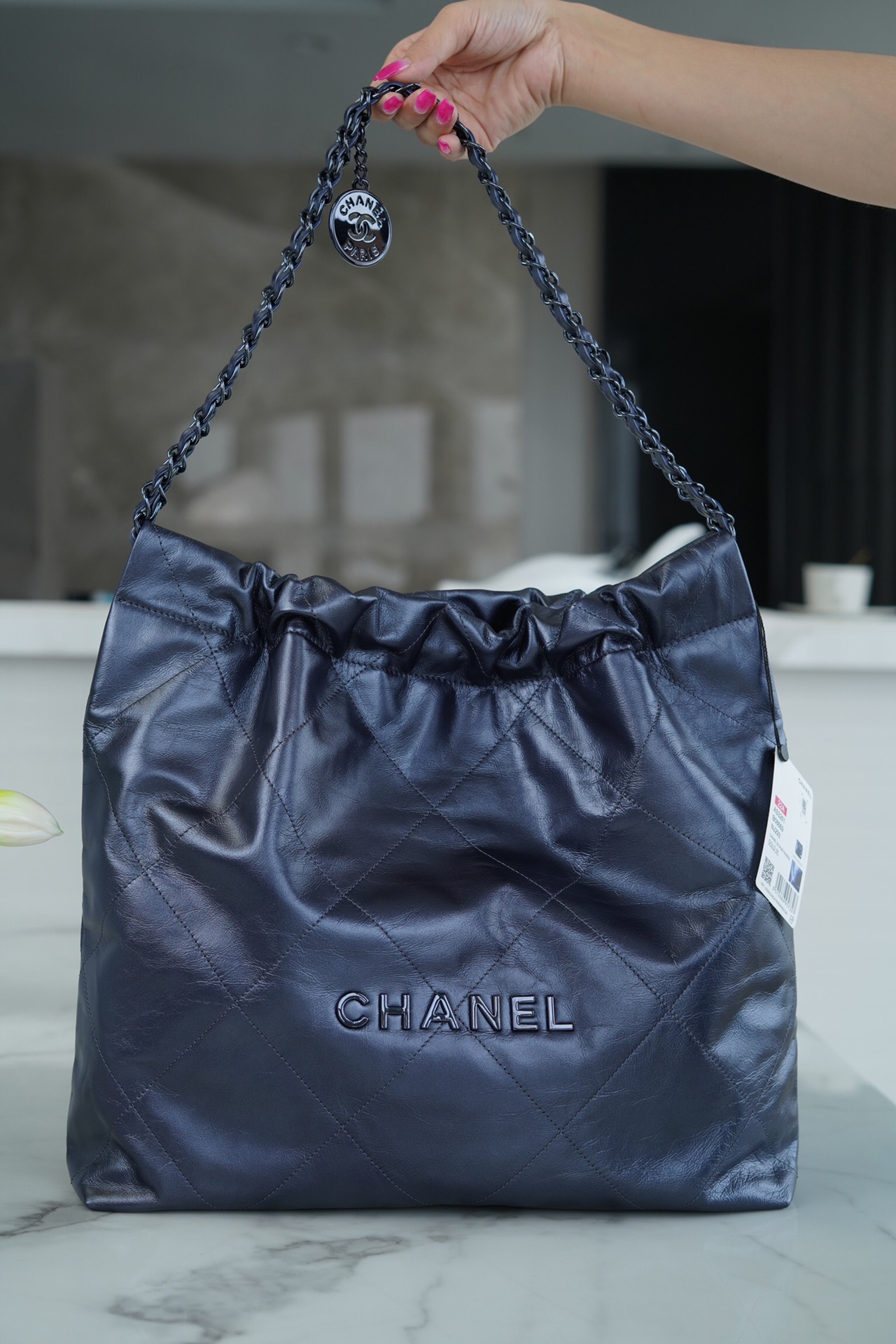 CHANEL 22P Handbag Medium Metallic Blue  