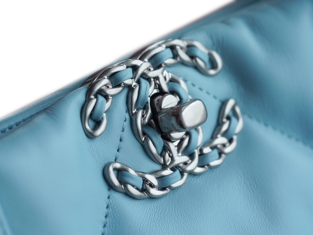 CHANEL 22B 19 BAG Tote Blue Lambskin  