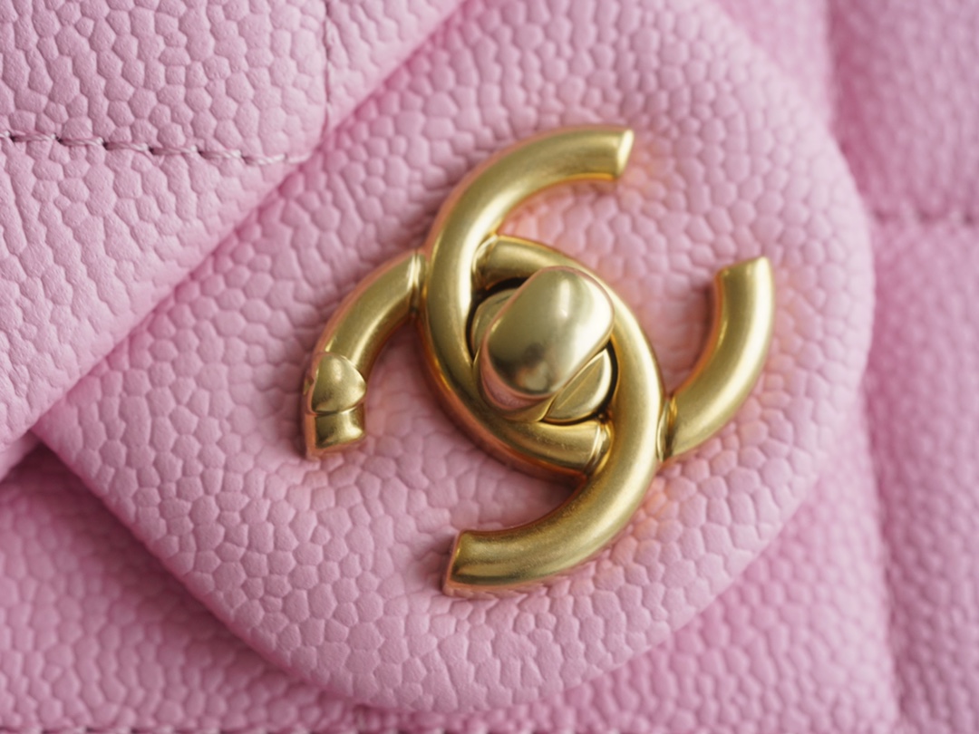 CHANEL 23P Heart Adjustable Buckle Large Pink Textured Calfskin  