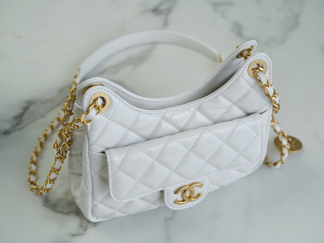 CHANEL 23C Early Spring Resort Collection Flap Bag White Small Glossy Wrinkled Calfskin  