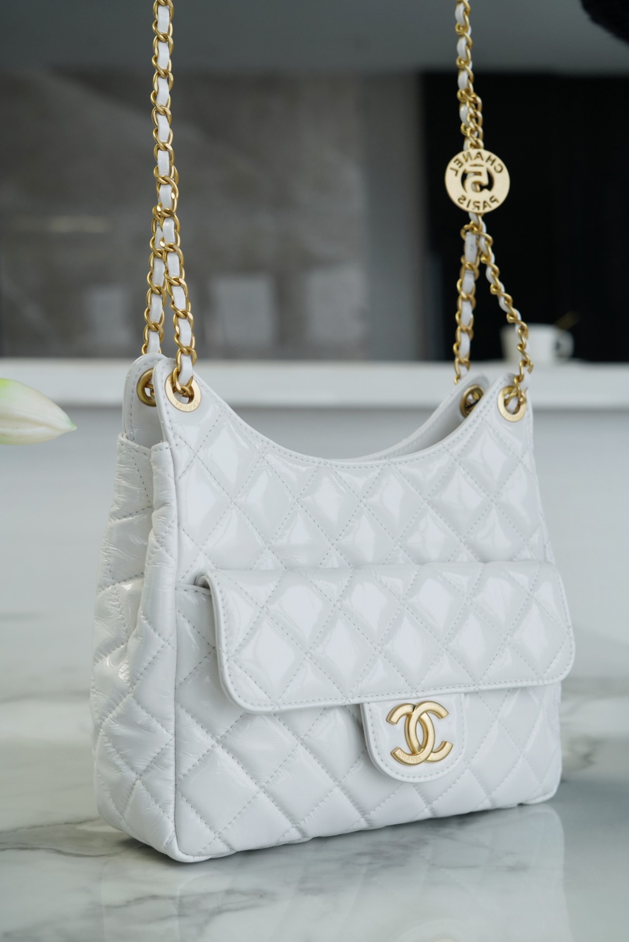 CHANEL 23C Early Spring Resort Collection Flap Bag White Medium Glossy Wrinkled Calfskin  