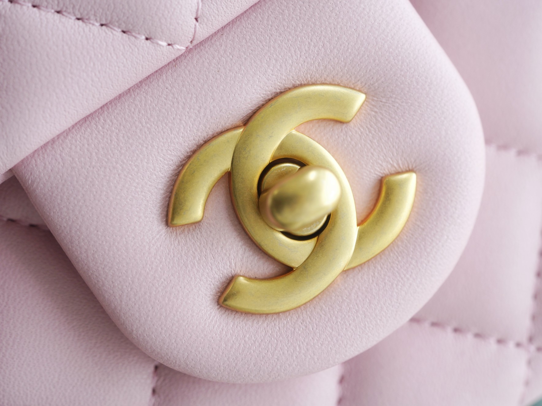 CHANEL 23S Camellia Adjustable Buckle CF Small Sakura Pink Lambskin  