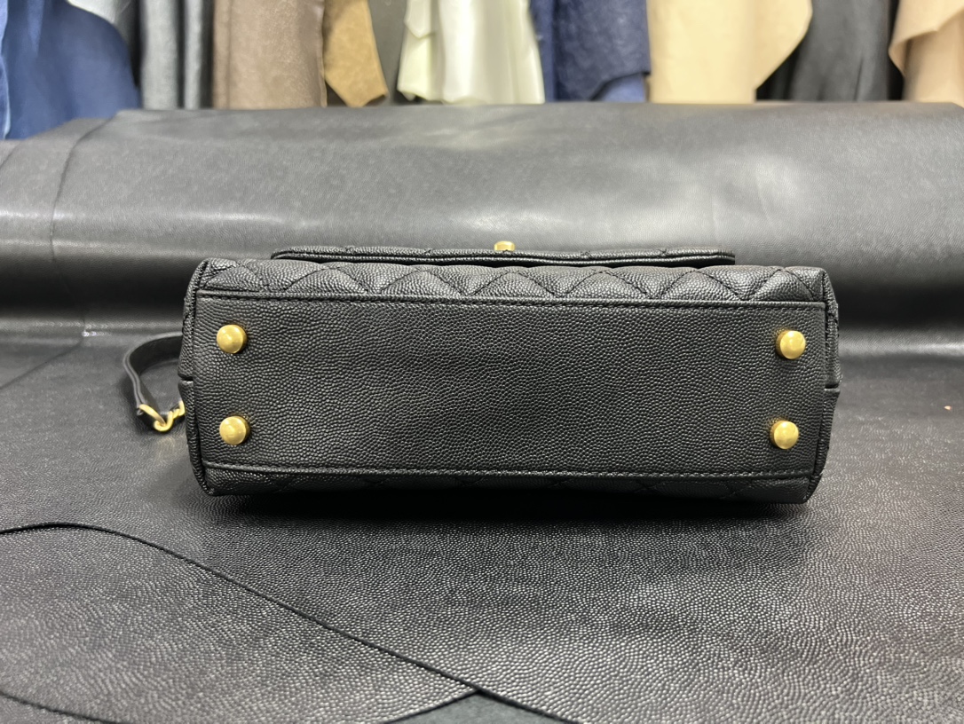 Cocohandle Solid Color Calfskin Handle Black Gold Small  