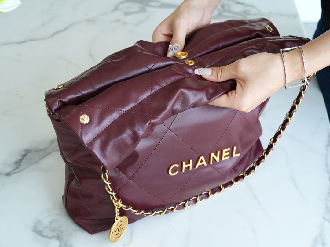 CHANEL 22P Handbag Wine Red Small  