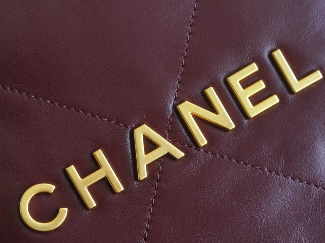 CHANEL 22P Handbag Wine Red Small  