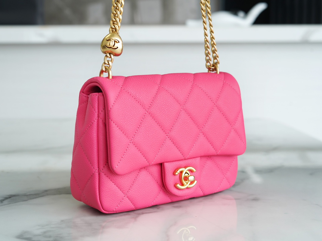 CHANEL 23P Spring/Summer New Heart Adjustable Buckle Square Bag Red Calfskin  