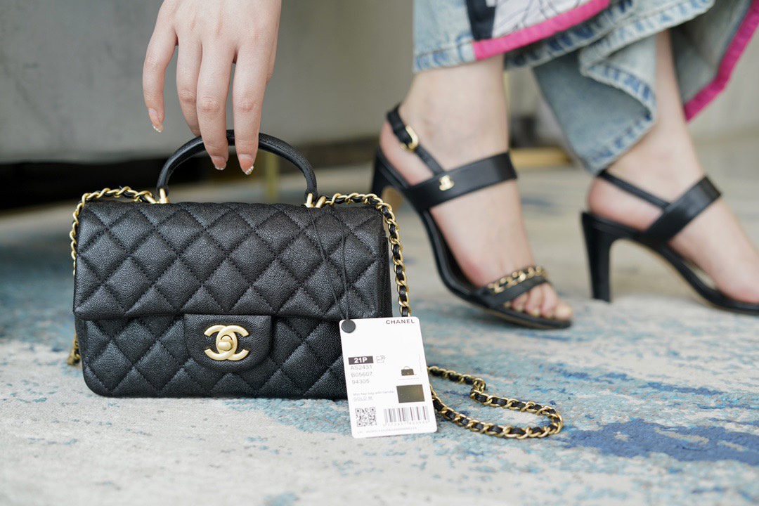 CHANEL 2021 SS Spring/Summer New Handle CF Mini Black and Gold  