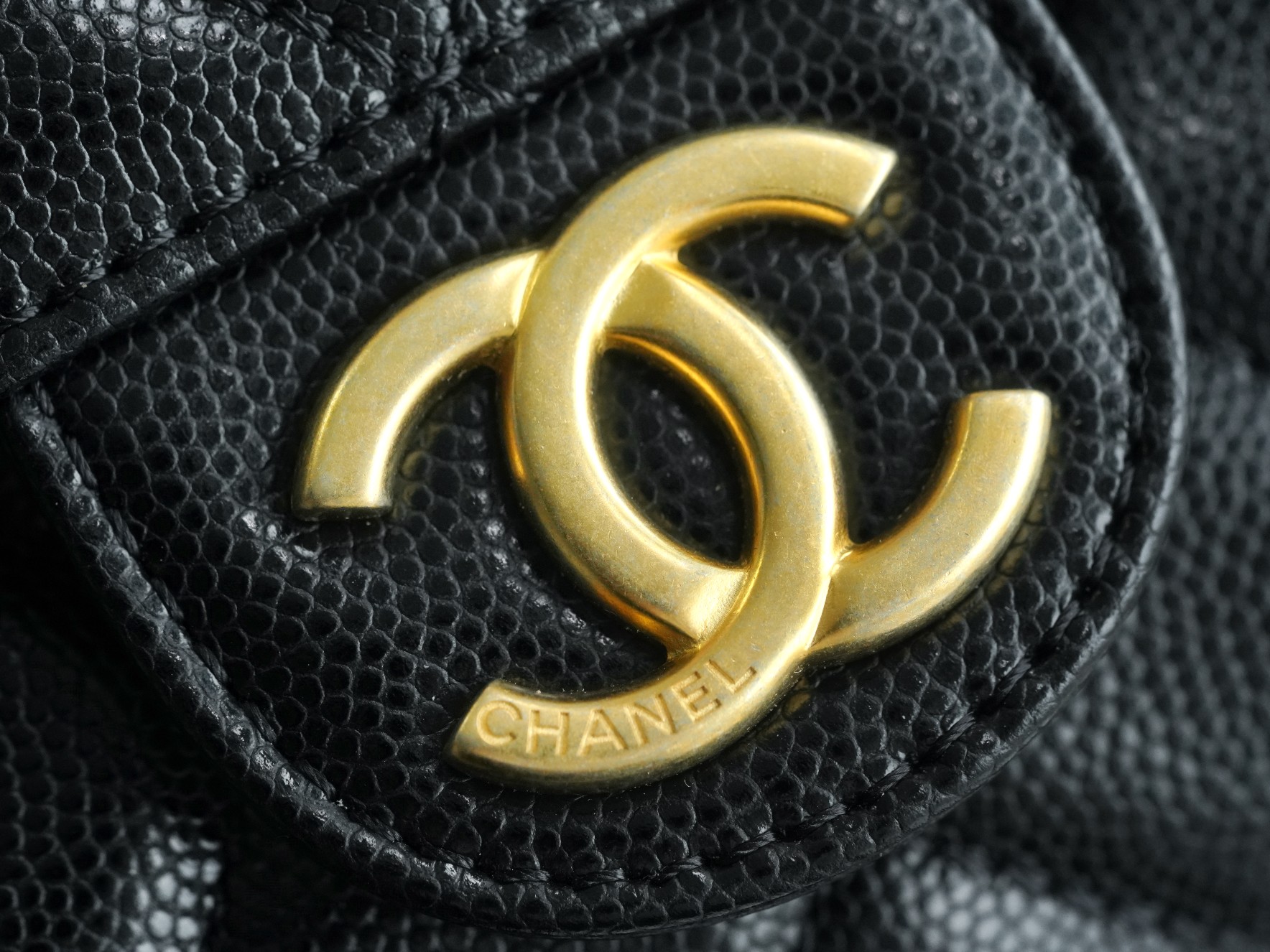 CHANEL 23C Early Spring Resort Series Tianmao Smart Speaker Ball Texture Small Original Caviar Leather  