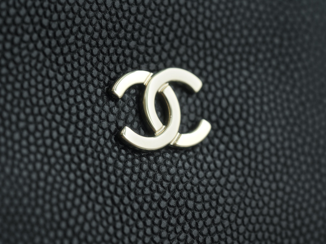 CHANEL 22P Handbag Black and Gold Caviar Leather  