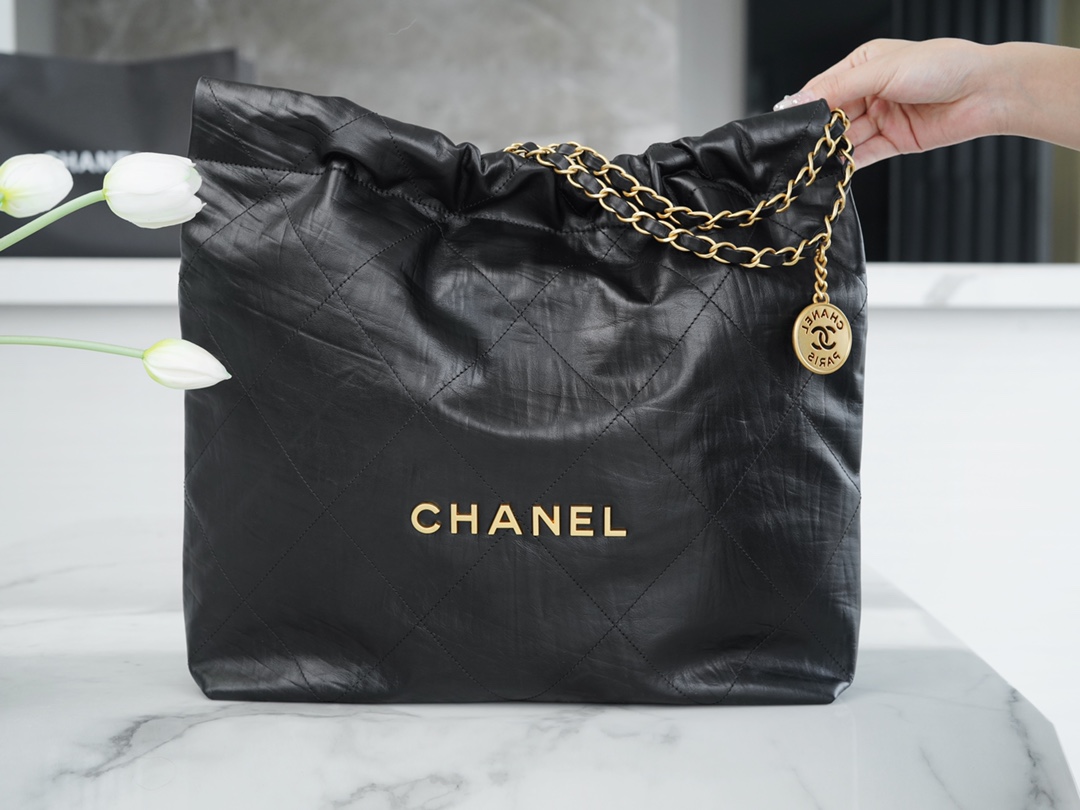 CHANEL Crinkled 22 Handbag Medium Black  